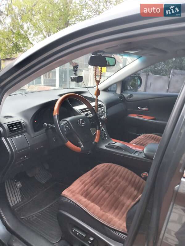 Внедорожник / Кроссовер Lexus RX 2010 в Смеле фото 9 Внедорожник / Кроссовер Lexus RX 2010 в Смеле