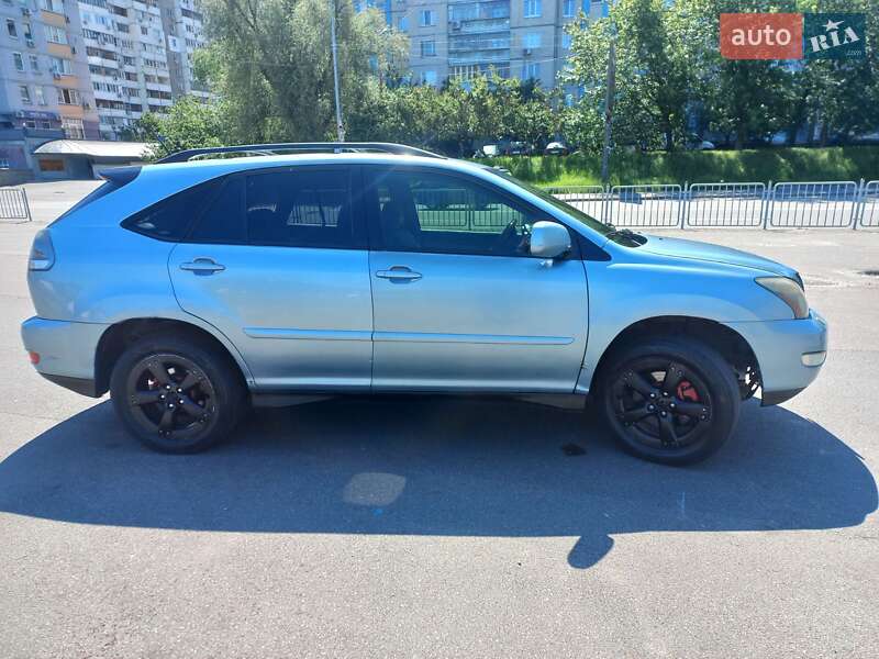 Внедорожник / Кроссовер Lexus RX 2004 в 