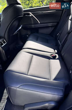 Внедорожник / Кроссовер Lexus RX 2020 в 