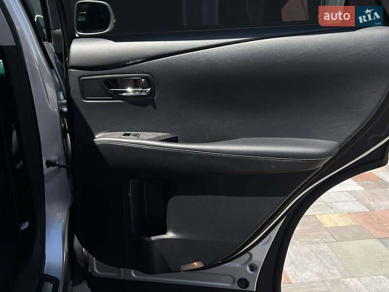 Внедорожник / Кроссовер Lexus RX 2013 в Киеве
