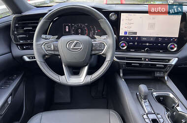 Внедорожник / Кроссовер Lexus RX 2023 в 