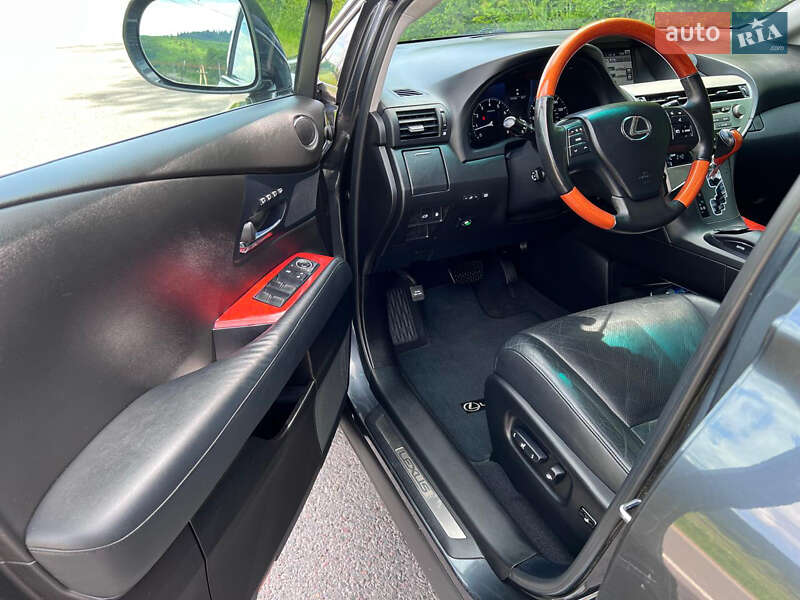 Внедорожник / Кроссовер Lexus RX 2010 в Турке