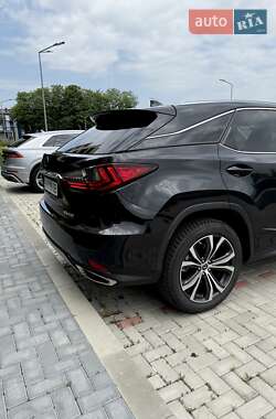 Внедорожник / Кроссовер Lexus RX 2020 в 