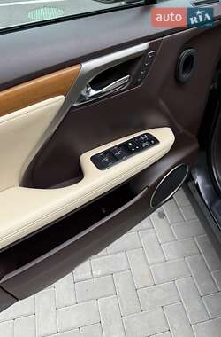 Внедорожник / Кроссовер Lexus RX 2020 в 