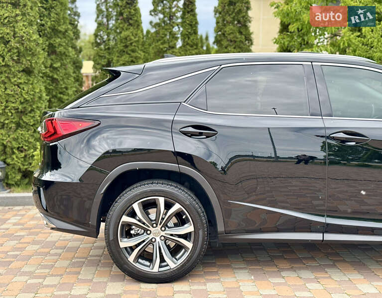 Позашляховик / Кросовер Lexus RX 2017 в Києві