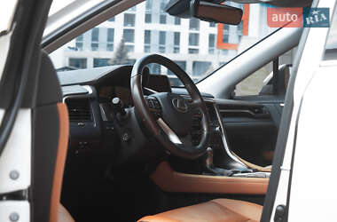 Внедорожник / Кроссовер Lexus RX 2018 в 