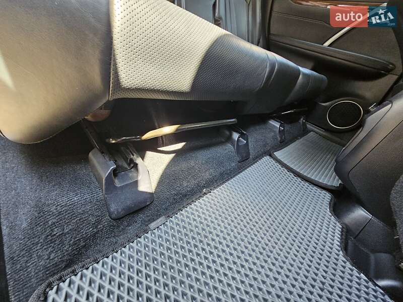 Внедорожник / Кроссовер Lexus RX 2017 в Киеве