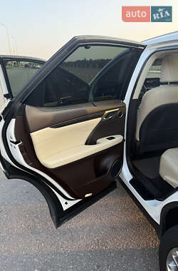 Внедорожник / Кроссовер Lexus RX 2020 в 