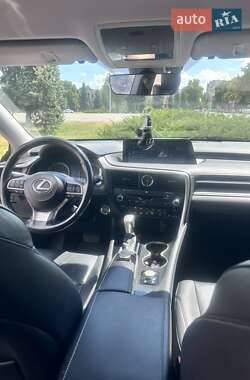 Внедорожник / Кроссовер Lexus RX 2017 в 