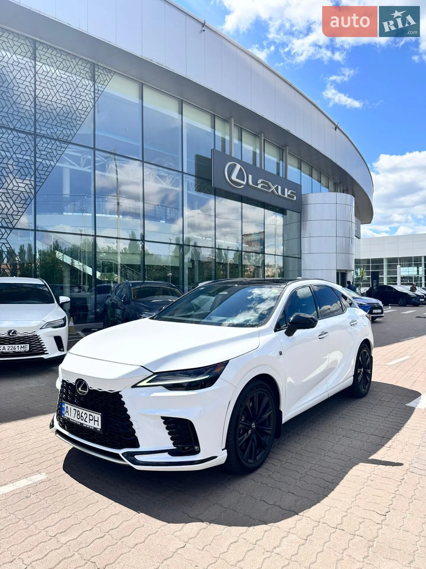 2023 Lexus RX - фото 1