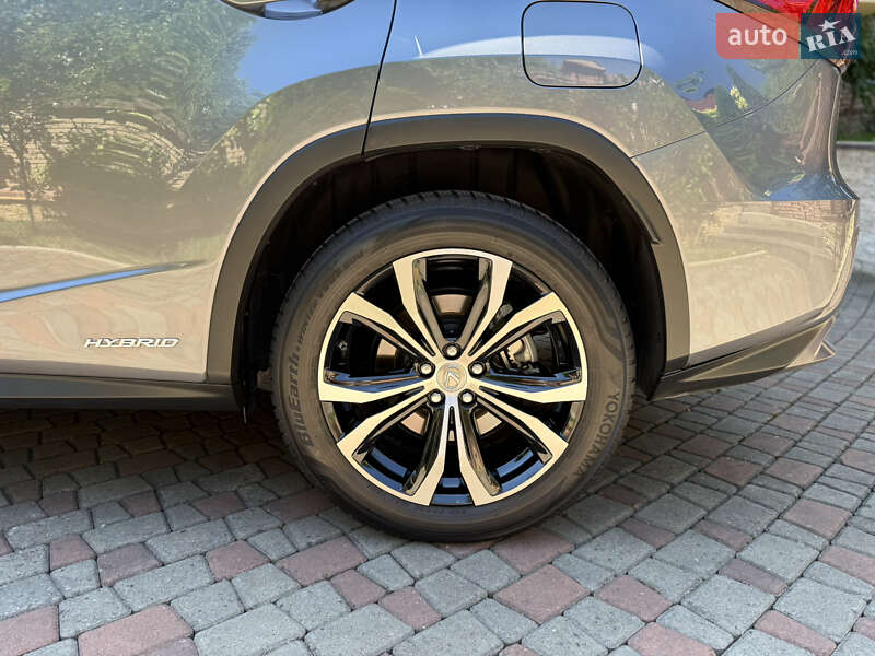Позашляховик / Кросовер Lexus RX 2018 в Чернівцях