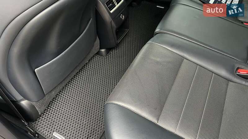 Внедорожник / Кроссовер Lexus RX 2017 в Львове