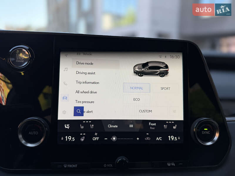 Внедорожник / Кроссовер Lexus RX 2024 в Львове