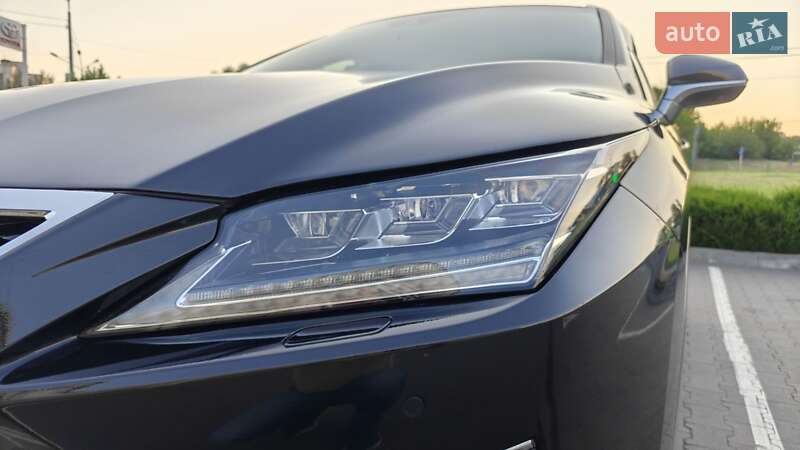 Внедорожник / Кроссовер Lexus RX 2018 в Киеве