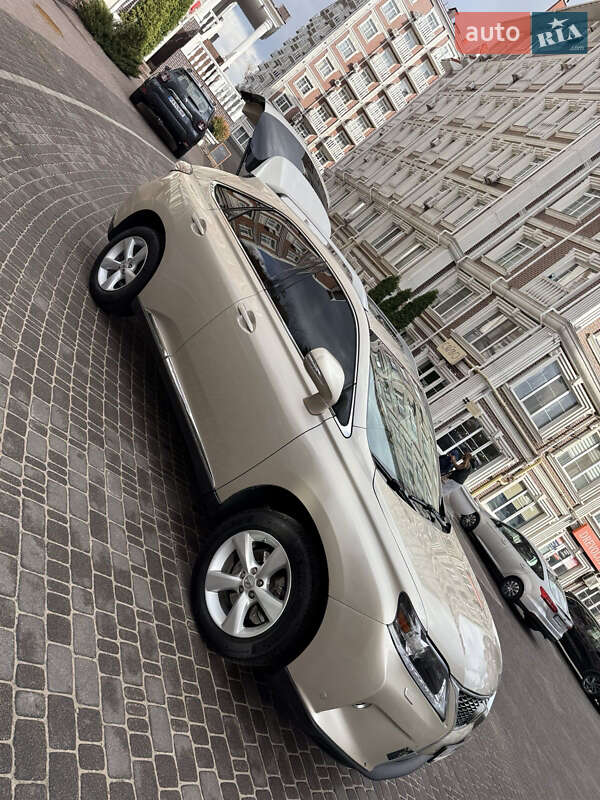 Позашляховик / Кросовер Lexus RX 2014 в Києві