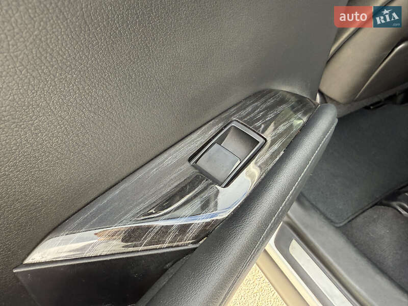 Внедорожник / Кроссовер Lexus RX 2011 в Виннице