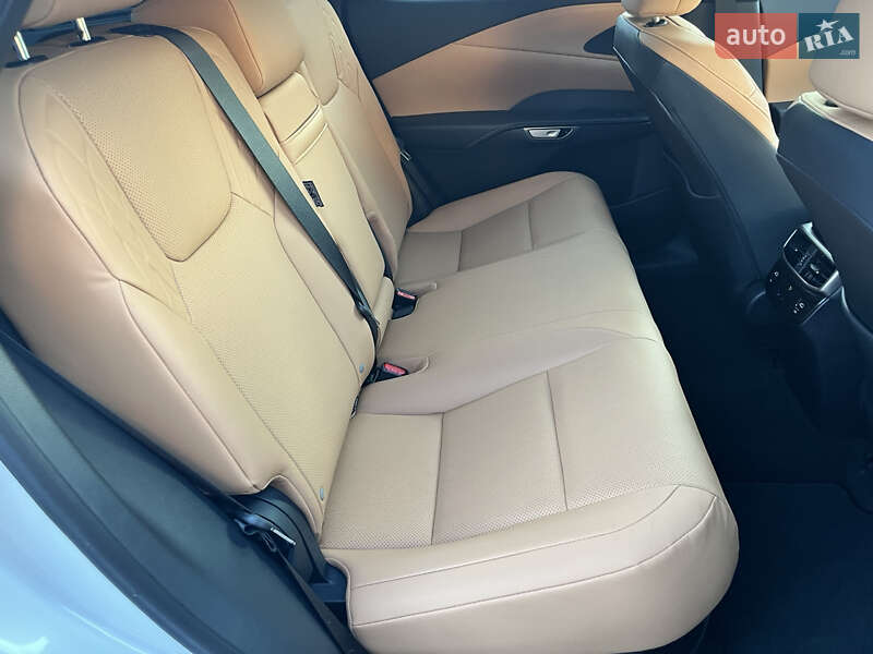 Внедорожник / Кроссовер Lexus RX 2024 в Василькове