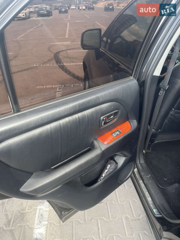 Внедорожник / Кроссовер Lexus RX 2000 в Киеве