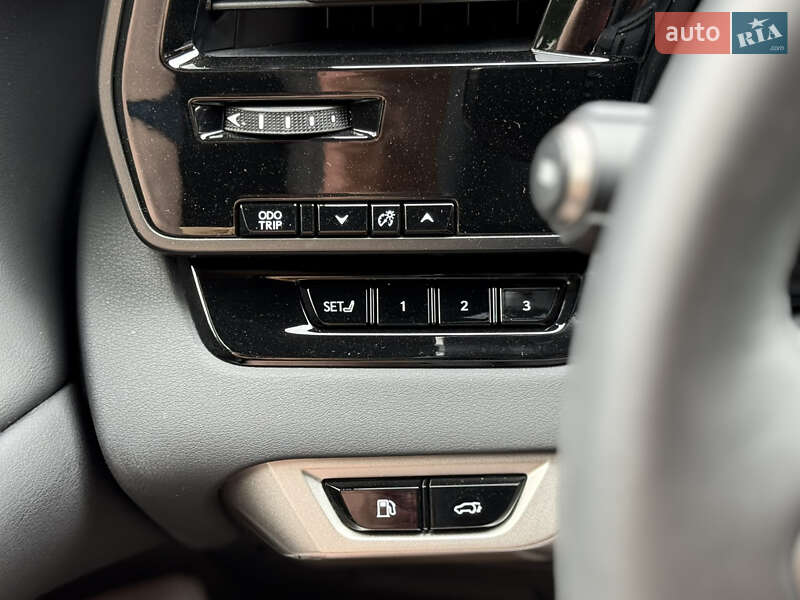 Внедорожник / Кроссовер Lexus RX 2024 в Киеве