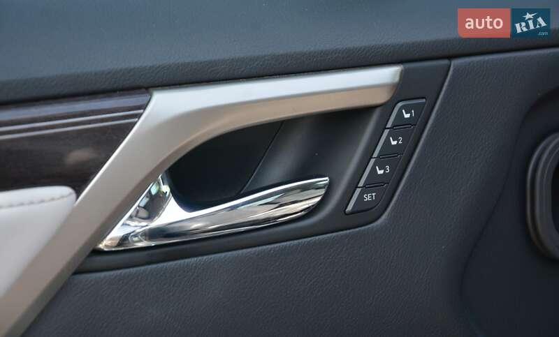 Позашляховик / Кросовер Lexus RX 2021 в Києві