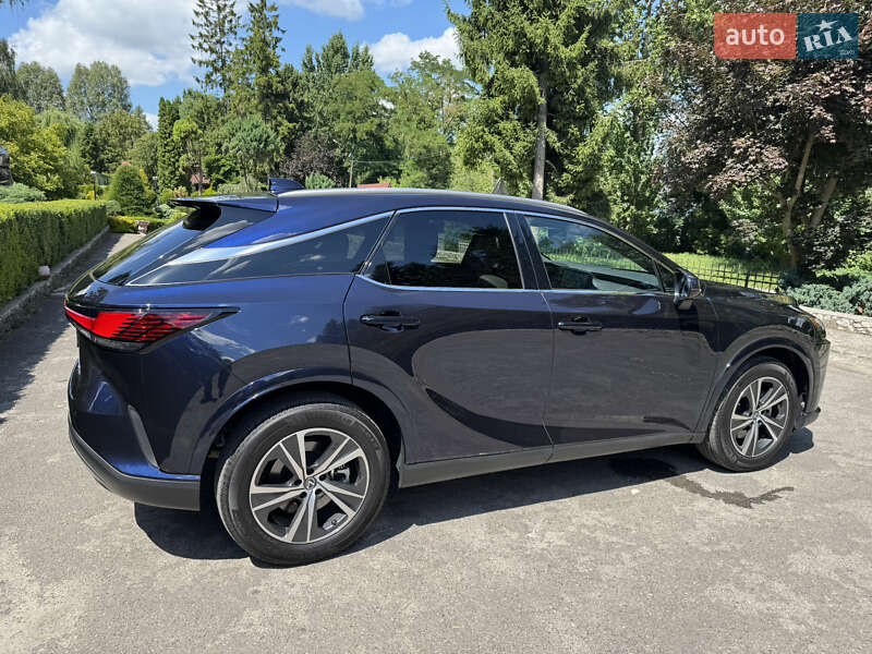 Внедорожник / Кроссовер Lexus RX 2023 в Тернополе