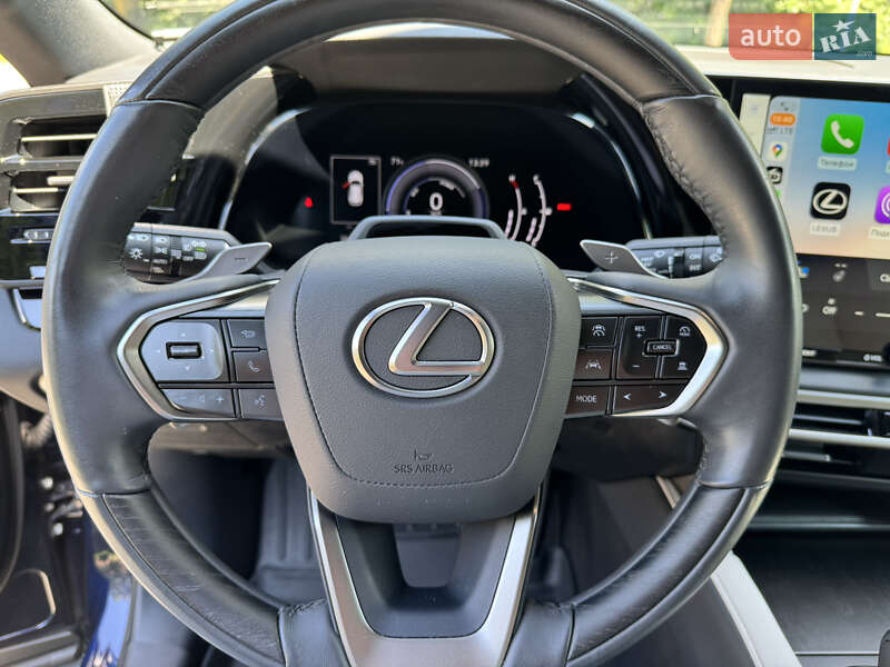 Внедорожник / Кроссовер Lexus RX 2023 в Тернополе