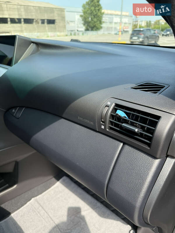 Внедорожник / Кроссовер Lexus RX 2009 в Полтаве