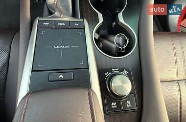 Внедорожник / Кроссовер Lexus RX 2021 в 