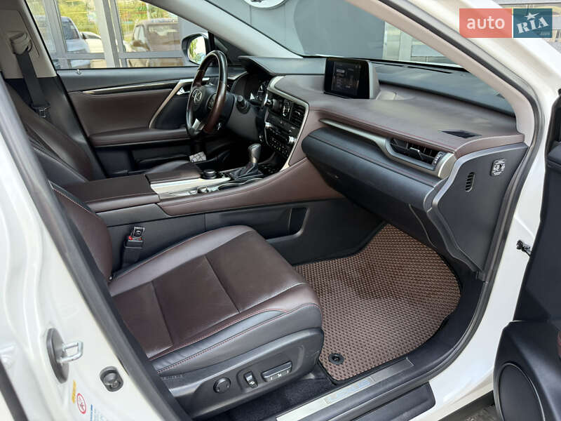 Внедорожник / Кроссовер Lexus RX 2016 в Виннице