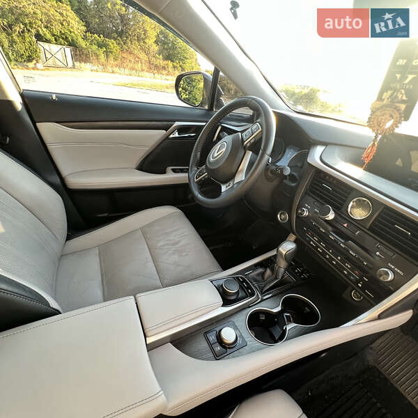 Внедорожник / Кроссовер Lexus RX 2017 в Арцизе