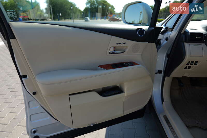 Внедорожник / Кроссовер Lexus RX 2009 в Измаиле