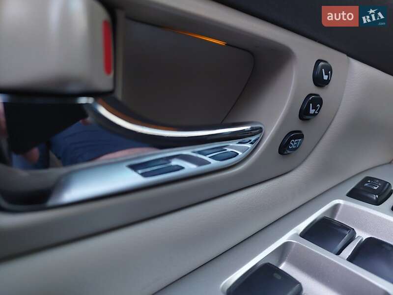 Внедорожник / Кроссовер Lexus RX 2006 в Черкассах