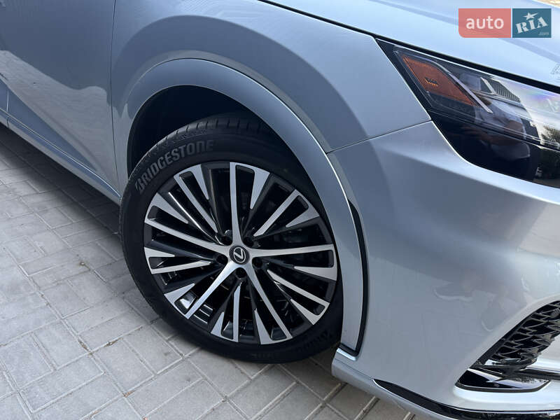 Позашляховик / Кросовер Lexus RX 2023 в Дніпрі фото 31 Позашляховик / Кросовер Lexus RX 2023 в Дніпрі