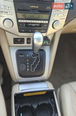 Позашляховик / Кросовер Lexus RX 2006 в 