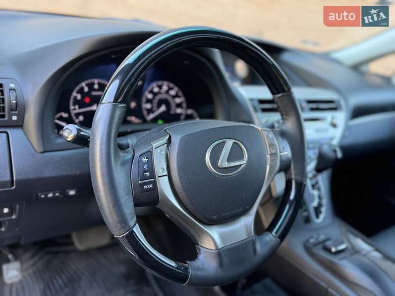 Позашляховик / Кросовер Lexus RX 2015 в Одесі фото 20 Позашляховик / Кросовер Lexus RX 2015 в Одесі