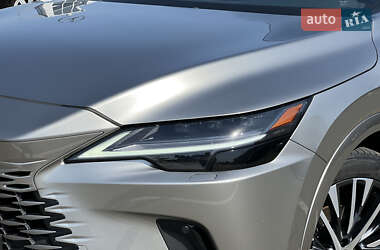 Внедорожник / Кроссовер Lexus RX 2023 в 