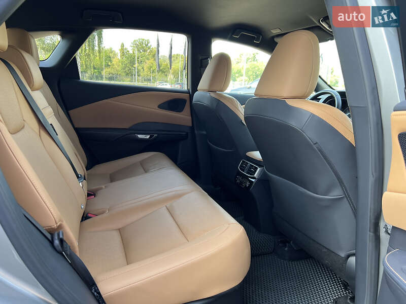 Внедорожник / Кроссовер Lexus RX 2023 в Киеве фото 49 Внедорожник / Кроссовер Lexus RX 2023 в Киеве