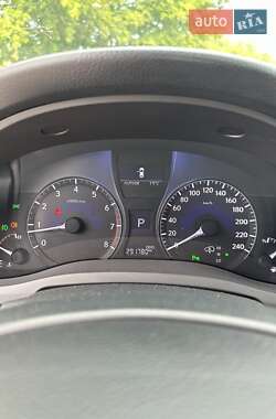 Внедорожник / Кроссовер Lexus RX 2012 в 