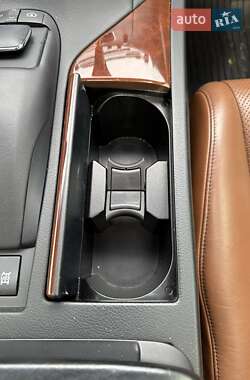 Внедорожник / Кроссовер Lexus RX 2012 в 