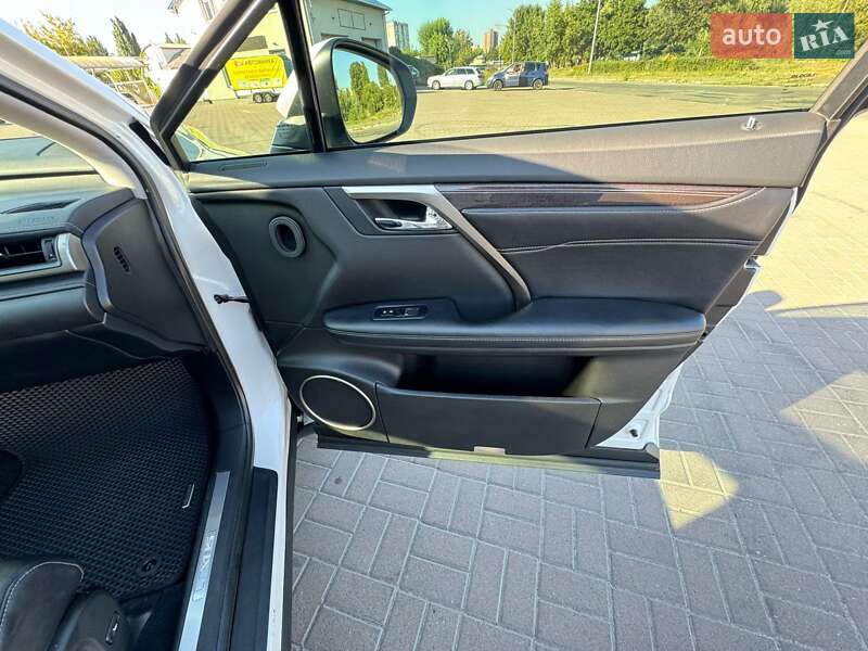 Позашляховик / Кросовер Lexus RX 2017 в Києві
