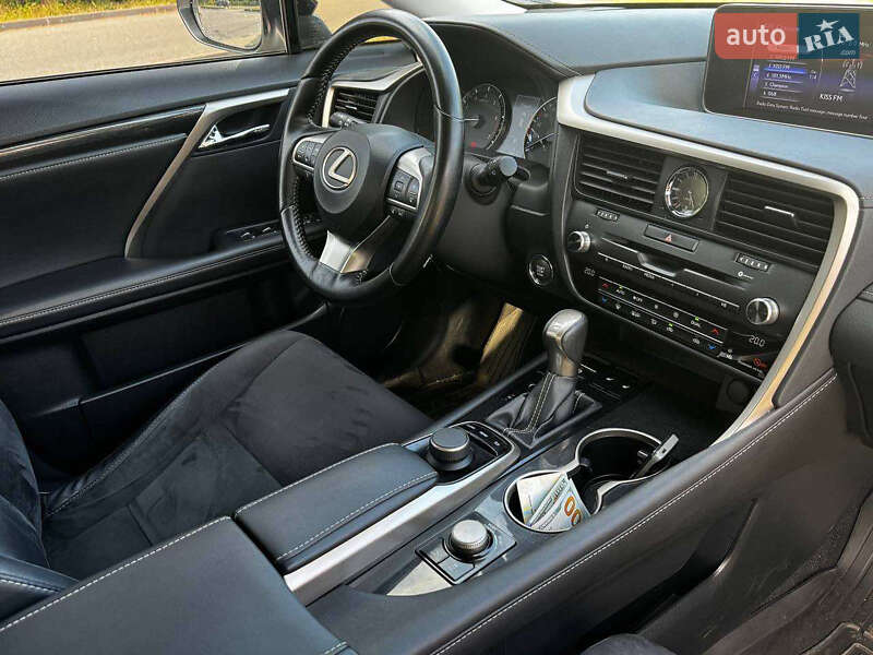 Внедорожник / Кроссовер Lexus RX 2018 в Тернополе