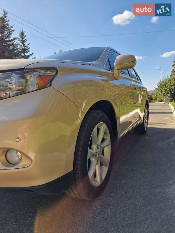 Внедорожник / Кроссовер Lexus RX 2010 в Киеве