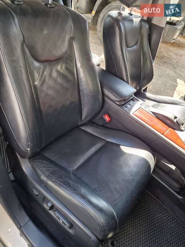 Внедорожник / Кроссовер Lexus RX 2010 в Киеве