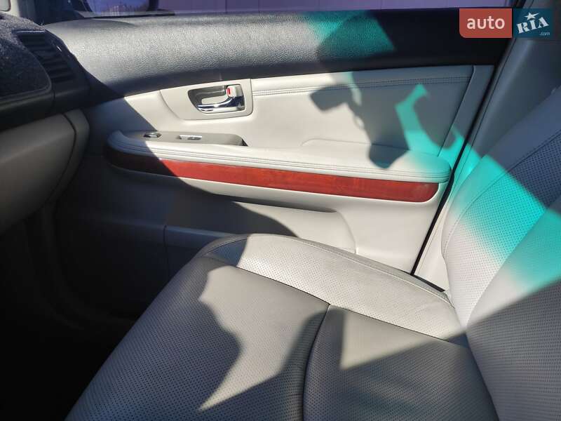 Внедорожник / Кроссовер Lexus RX 2004 в Киеве