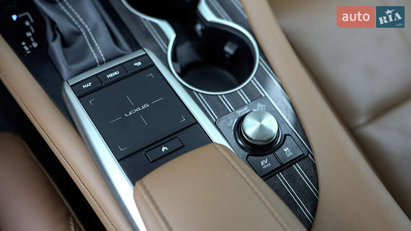 Позашляховик / Кросовер Lexus RX 2020 в Львові