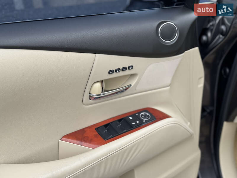 Позашляховик / Кросовер Lexus RX 2010 в Одесі