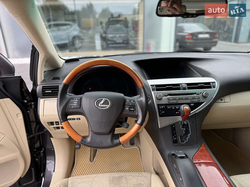 Позашляховик / Кросовер Lexus RX 2010 в Одесі