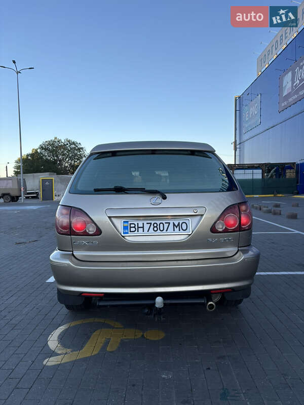 Внедорожник / Кроссовер Lexus RX 1999 в Одессе