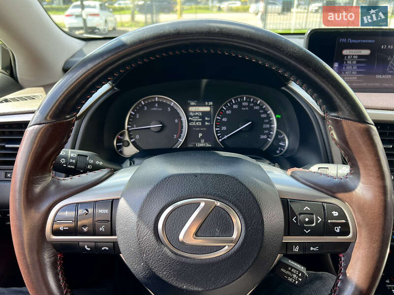 Внедорожник / Кроссовер Lexus RX 2017 в Ужгороде