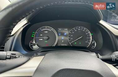 Внедорожник / Кроссовер Lexus RX 2015 в 
